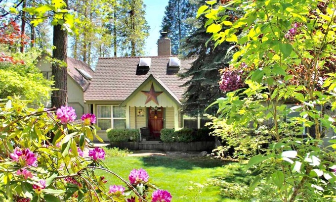 Twain Harte House | Tranquil 3BR Twain Harte Retreat: Lake Access, Private Pool/Spa, Walk to Town