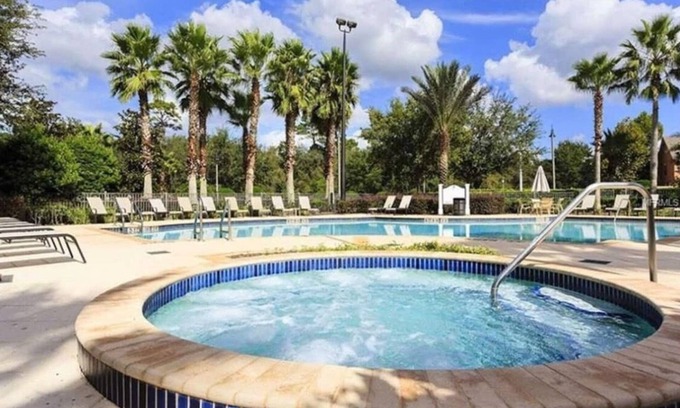 Reunion Resort | Tranquil and Luxurious "Reunion Resort" 9 Min. to parks