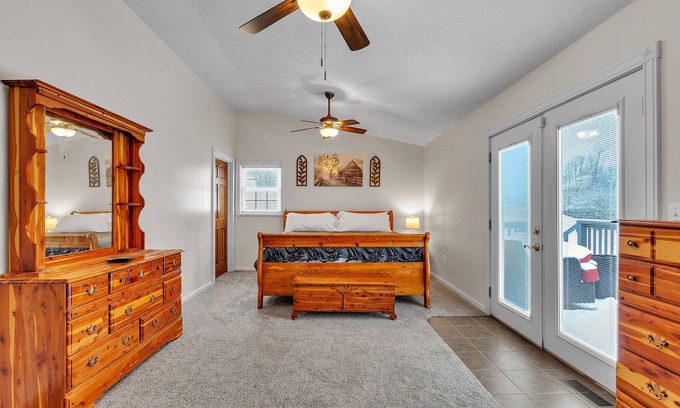 Sharpsburg House | Tranquil Cozy Getaway In Chesterhill 5 Bedroom Home