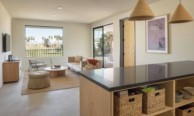 Downtown Palm Springs Hotel | Tranquil Escape! Stylish 2BR Suites, Onsite Pool, Hammocks & Bike Rentals