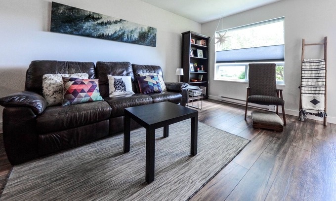 Campbell River Apartment | Tranquil Getaway in Campbell | Minutes from Ocean