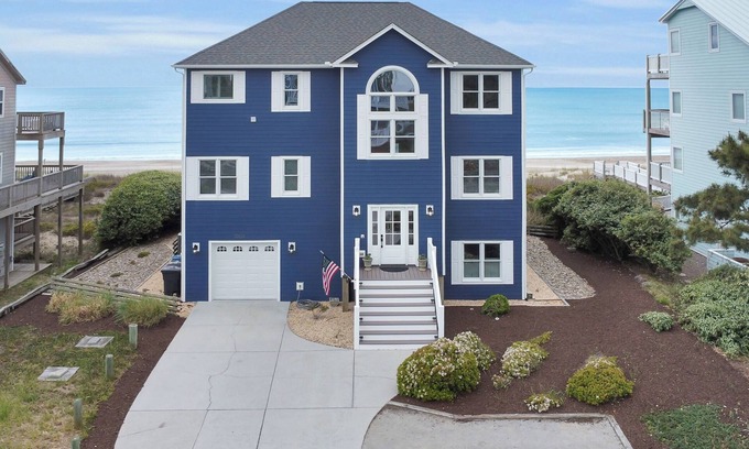 Emerald Isle House | TRANQUIL OCEANFRONT HOME, 6 BEDROOM, 5 BATH, POOL, HOT TUB, ELEVATOR, GAME ROOM
