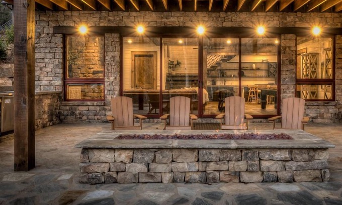 Cashes Valley Cabin | Tranquil Rose - Waterfront | Private Pool with Spa | Modern Luxury