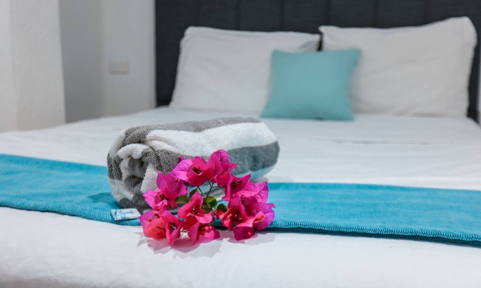 Lago Heights Apartment | Tranquil stay at Isidora