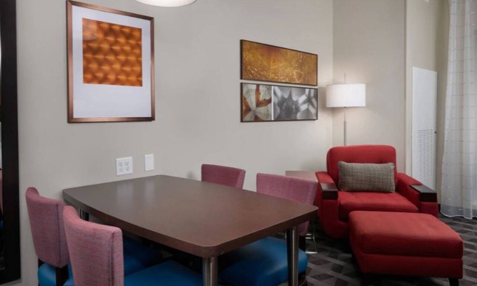 Lake Worth Hotel | Tranquil Stay Near Trails, Shopping, and Fort Worth Attractions - 3 Units