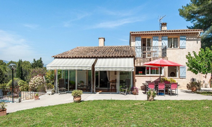 Les Baraques Villa | Tranquil Villa Escape in Mougins