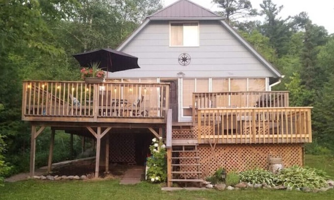 Quinte West Cottage | Tranquility on the Trent