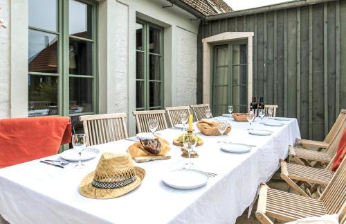Vogelsang-Warsin House | traumHaff Historischer Kahnschifferhof mit Kamin, liebevoll restauriert