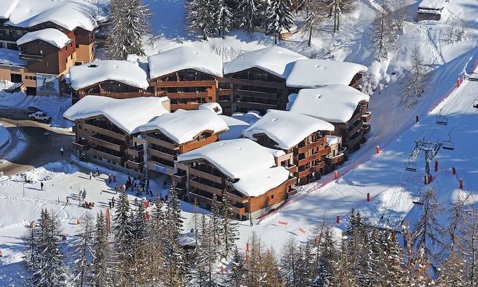 Plagne 1800 Apartment | travelski home premium - Résidence Les Chalets d'Edelweiss 4 stars
