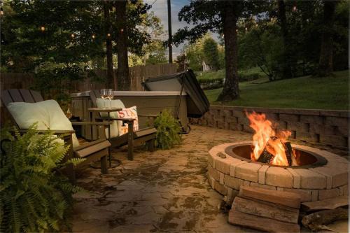 Branson House | Treasure Cottage
