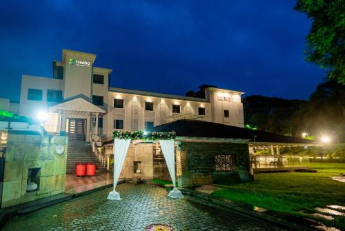 Nashik Hotel | Treebo Sai Rekha Inn