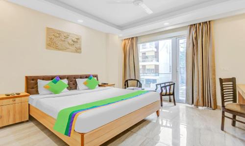 Sushant Lok Hotel | Treebo Sai Village Gold Souk - Sec 43