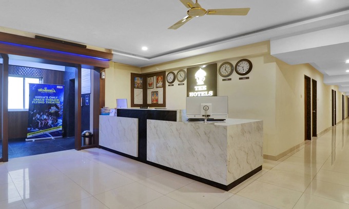 Hyderabad House | Treebo Tee
