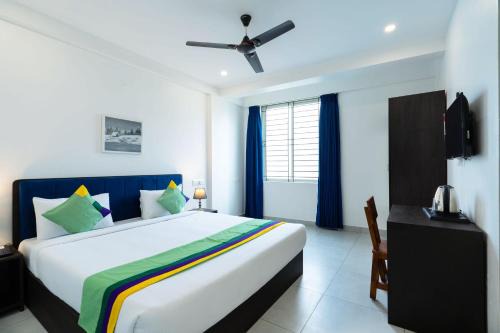 Bengaluru Hotel | Treebo The Grand Skyla, Malleshwaram
