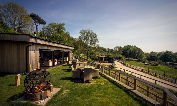 Hythe Cabin | Treehouse Hotel - At Port Lympne Reserve