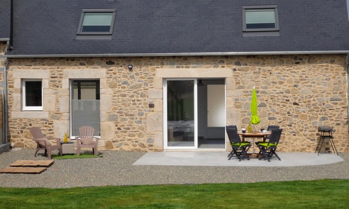 Tregomeur House | TREG'HOME, Lovely renovated self-catering cottage near the coast