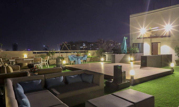 Thaltej Hotel | Tribecca Residency