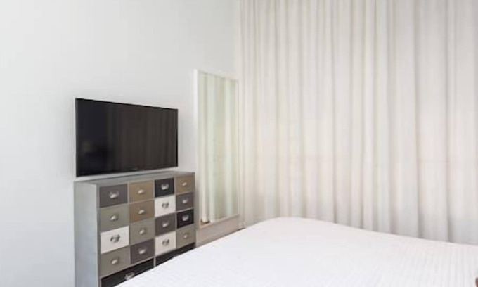 Tricolore Apartment | Tricolor Square Modern Two-room apartment