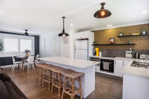 Mollymook Beach House | Trifecta House