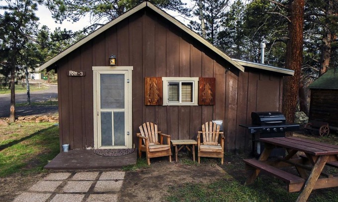 Estes Park House | Triple R Cottages- 3 cabin