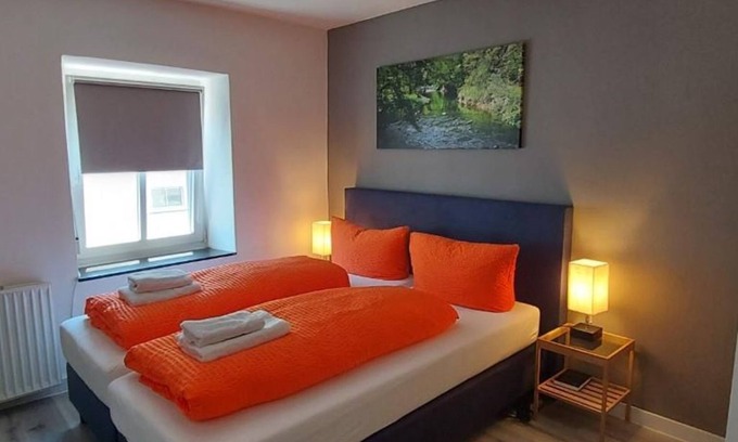 Manderscheid Cottage | Triple Room Shower/WC (2 persons) - Pension am Lieserpfad