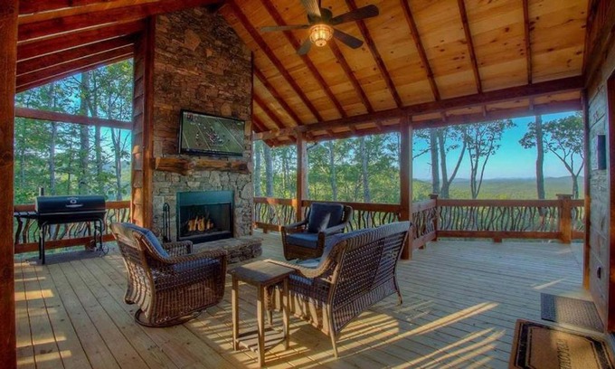 Blue Ridge House | Triple Vista Mountain Tops