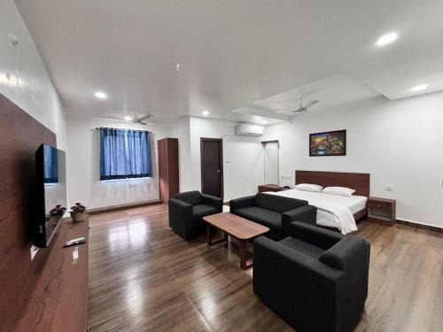 Nalgonda Hotel | Tripura Inn