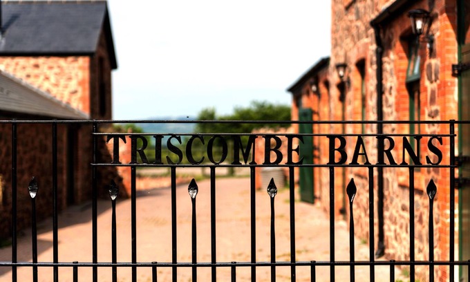 Fiddington House | Triscombe Barns: Airy modern Victorian barns with stunning views