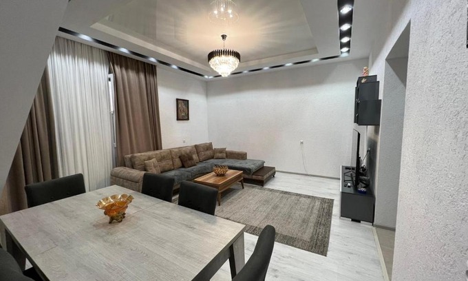 Kutaisi Apartment | Tristanis House