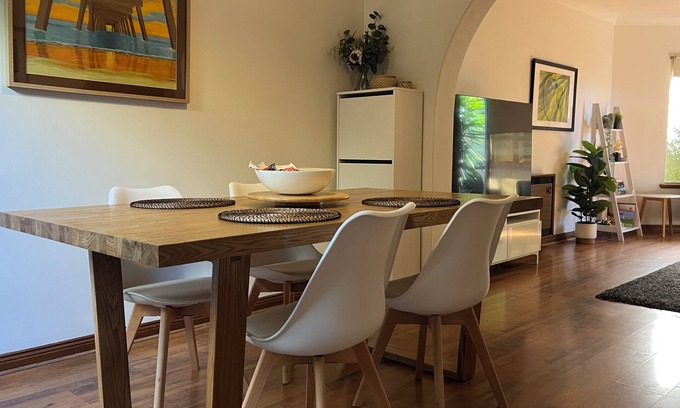 Glenelg House | TrooBloo Townhouse in heart of Glenelg