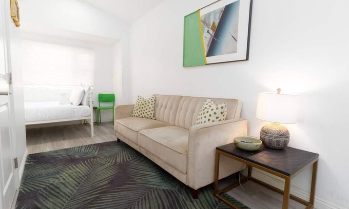 Normal Heights House | TROPICAL OASIS Studio in the Heart of All the Fun!
