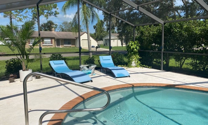 North Port House | "Tropical Oasis: Your Perfect Florida Getaway"