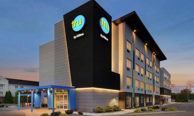 Sandusky Hotel | Tru By Hilton Sandusky, Oh