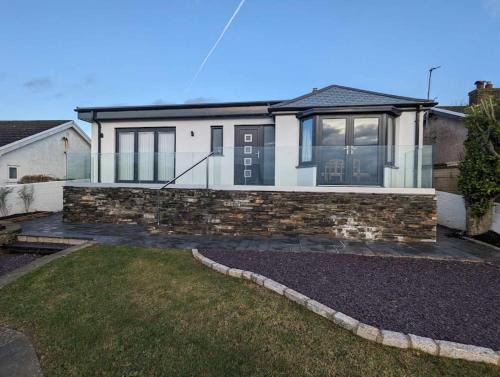 Treknow House | Truckle - Treknow, Tintagel - Bungalow in North Cornwall (Sleeps 5 - 7)