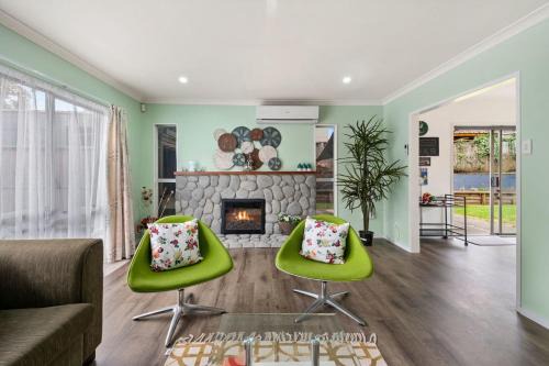 Richmond Heights House | True Blue - Taupo Holiday Home
