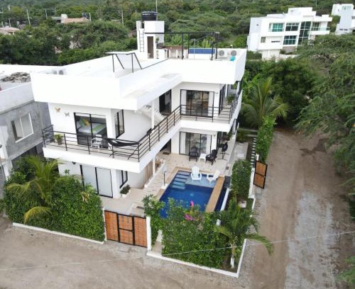 Papare Villa | Tu Paraíso en Santa Marta Casa con Piscina Privada Ideal para Grupos
