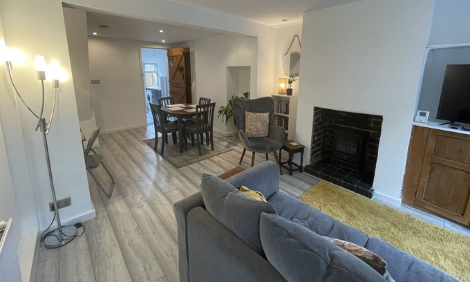 Macclesfield House | Tucked Away House in Macclesfield