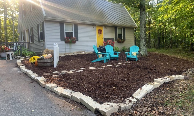 Fish Creek Cottage | Tucked Awayn3-bedroom Fish Creek cottage. Two miles from Peninsula State Park.