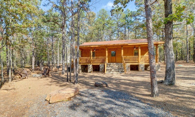 Tumbling Shoals Cabin | Tumbling Shoals Cabin Near Greers Ferry Lake!