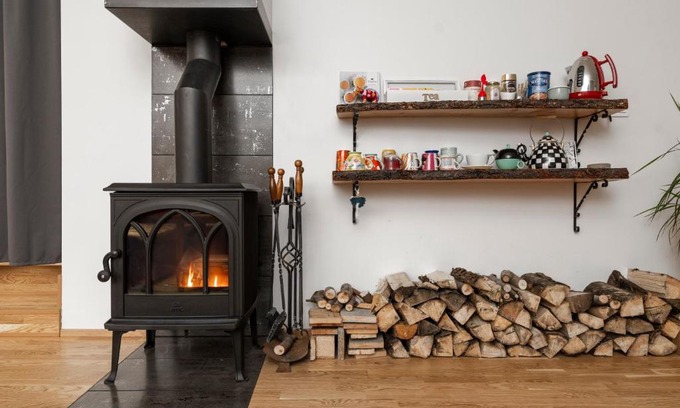 Laugarbakki Apartment | Túnfífill Guesthouse - Deluxe villa - free hot tub and sauna, cozy and quiet