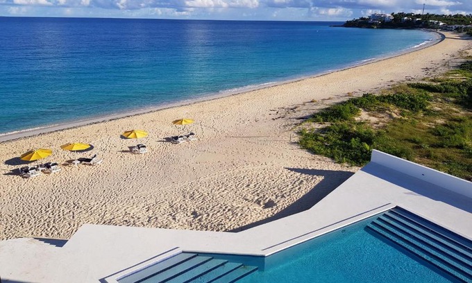 West End Village Resort | Turtle's Nest Beach Resort