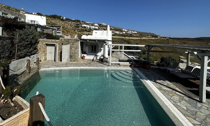 Panormos Villa | TURTLENECK IN MYKONOS