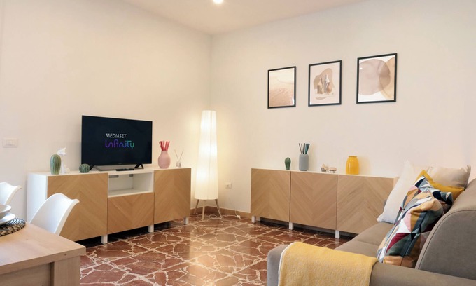 Montale Apartment | Tuscany Best Point [30 min by train to Florence]