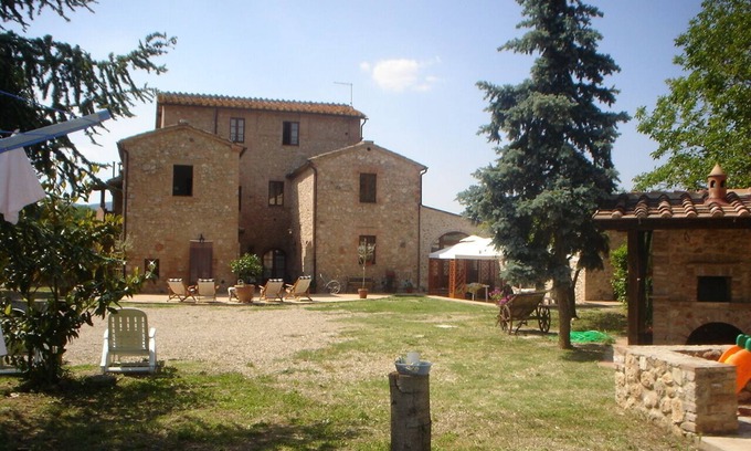 Sovicille Apartment | TUSCANY COUNTRY HOTEL SUITES oasis tranquilitybetween SIENA/FLORENCE