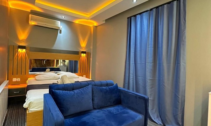 Pendik District Hotel | TUZLA FİRST