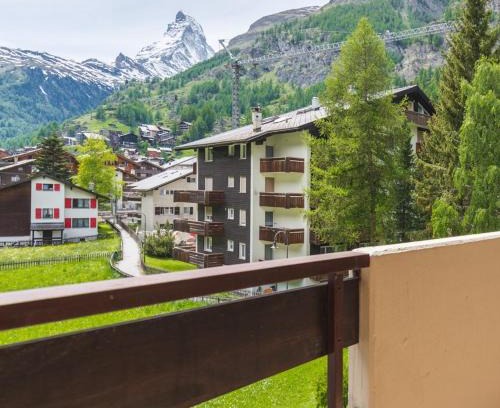 Zermatt Apartment | Two Bedroom Apartment - Matterhorn view