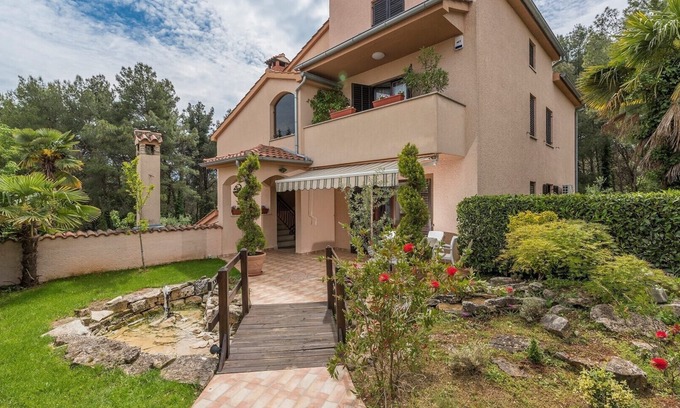 Porec Apartment | Two-Bedroom Apartment Rakovac V with Terrace