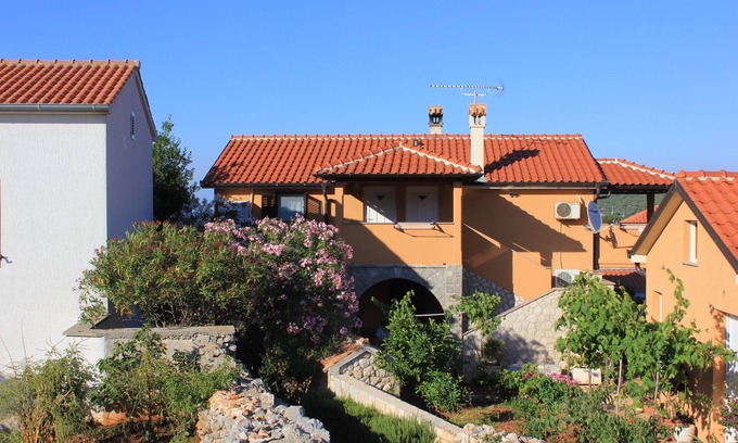 Ilovik Apartment | Two bedroom apartment with terrace Ilovik, Lošinj (A-8078-a)