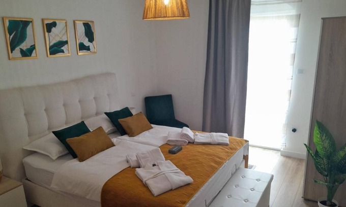 Kali Apartment | Two bedroom apartment with terrace and sea view Kali, Ugljan (A-24654-a)