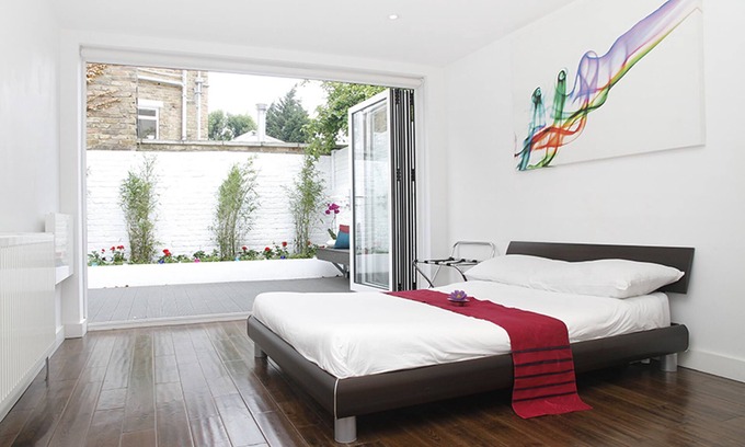 Hammersmith Broadway Apartment | Two Bedroom Garden Flat - Self contained